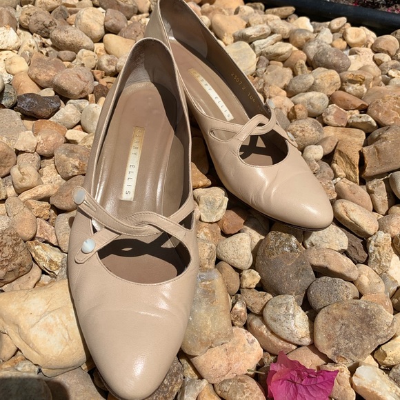 PERRY ELLIS Leather Victorian Mary Janes Heels - Picture 1 of 11